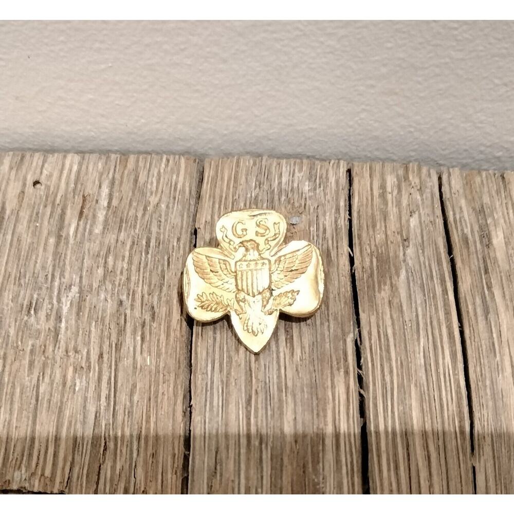 Vintage Girl Scout 1952 Korean War Type 6C Stamped Membership Pin Official Lapel